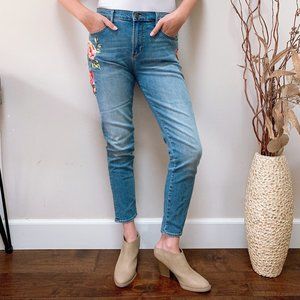 Driftwood Jackie Floral Embroidery Jeans Size 29